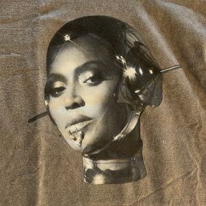 Beyonce RWT 2023 Unique Alien T-shirt